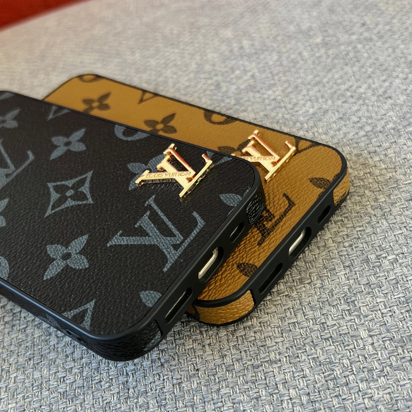 LV iPhone Case_Gold LV Phone Case