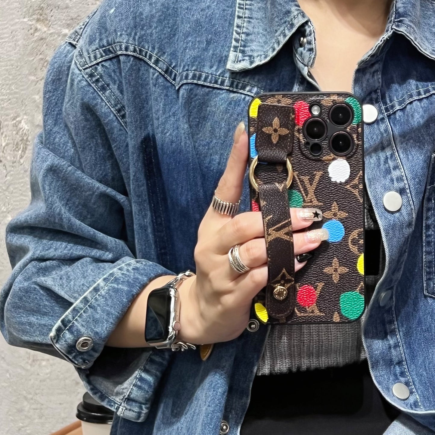 LV iPhone 15 case