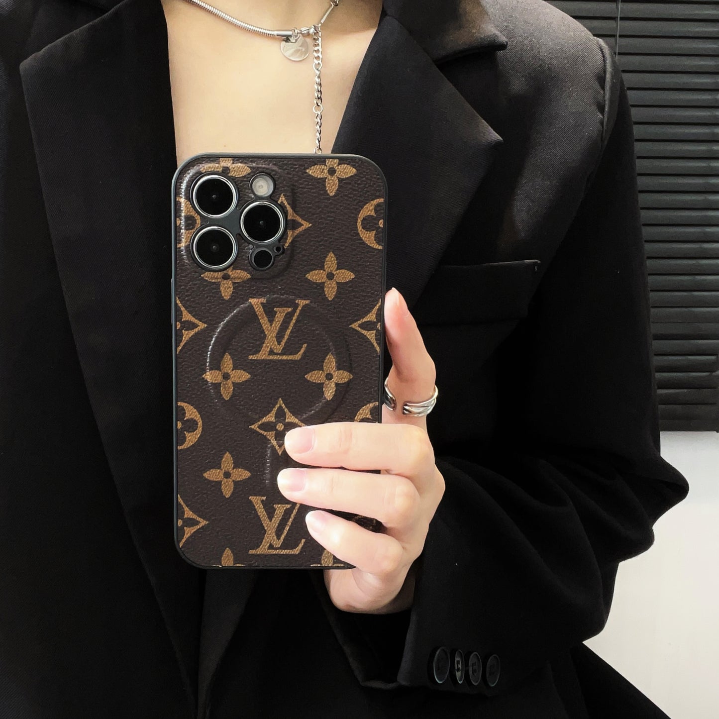 LV magntive iPhone case